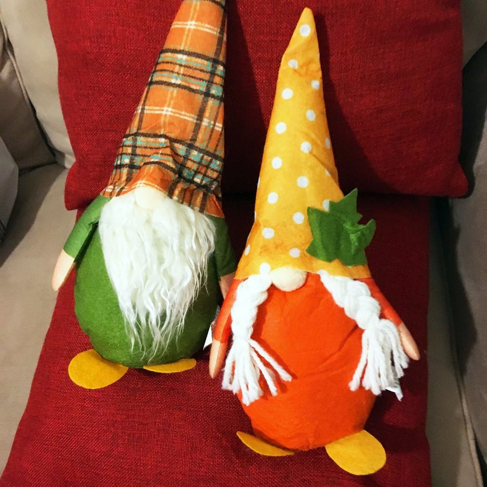 NEW (2-PACK) GNOME SET SEASONAL DECORATIONS INDOOR HOLIDAY DECOR 2PCS GNOMES